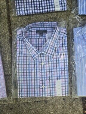 NWT Banana Republic Long Sleeve Athletic Cut Dress Shirt
